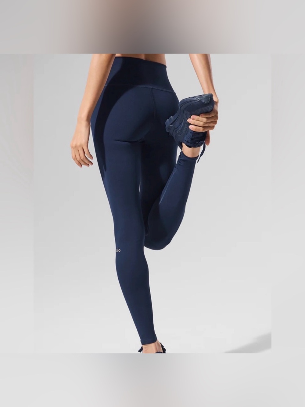 Alo Yoga High Waist Airbrush Legging, navy size S